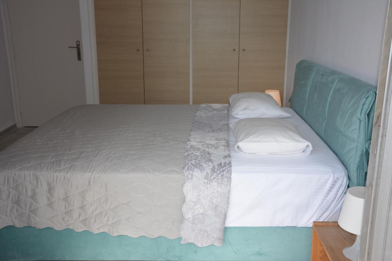 Luca Apartments PalaiónTsiflíkion Eksteriør billede