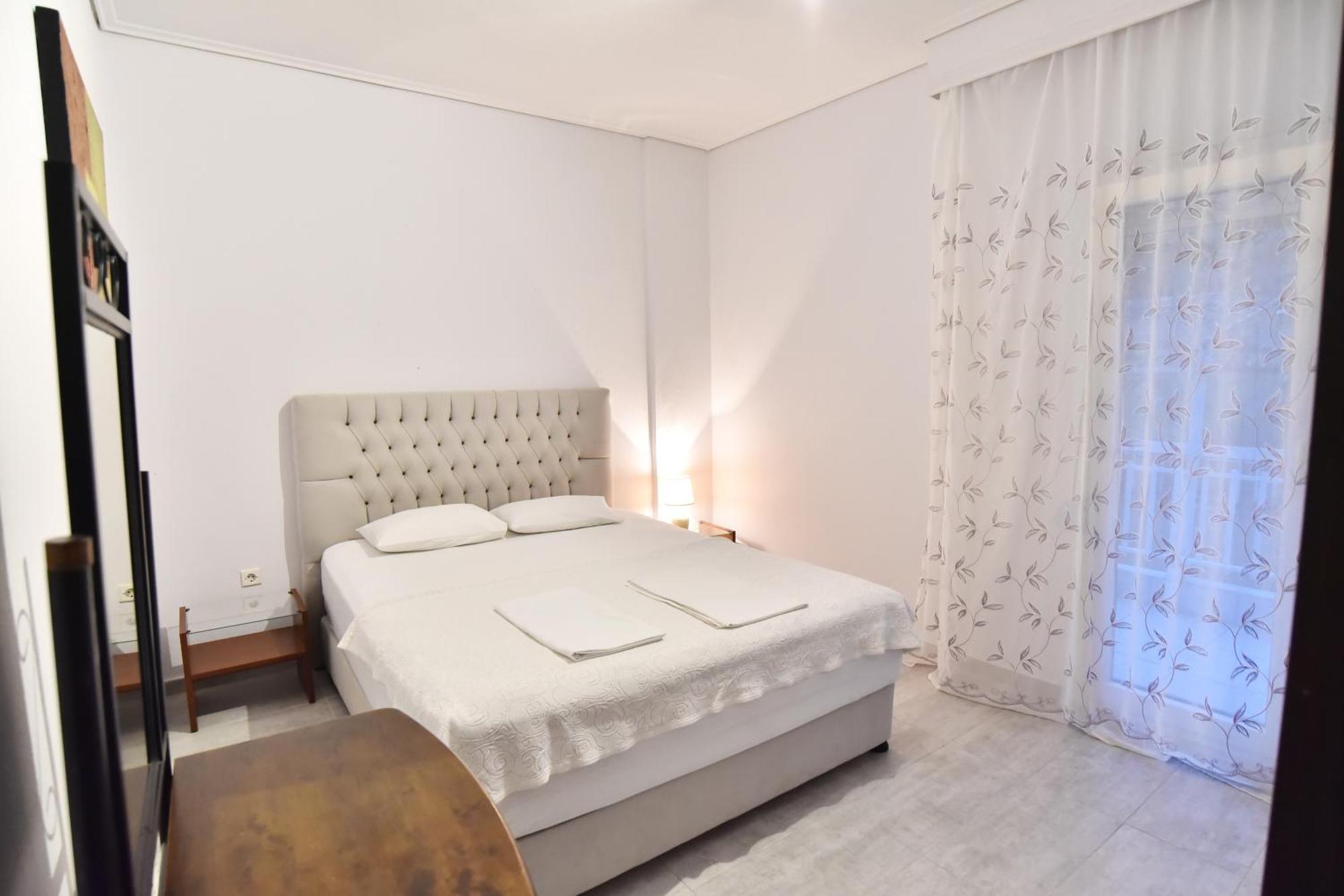 Luca Apartments PalaiónTsiflíkion Eksteriør billede