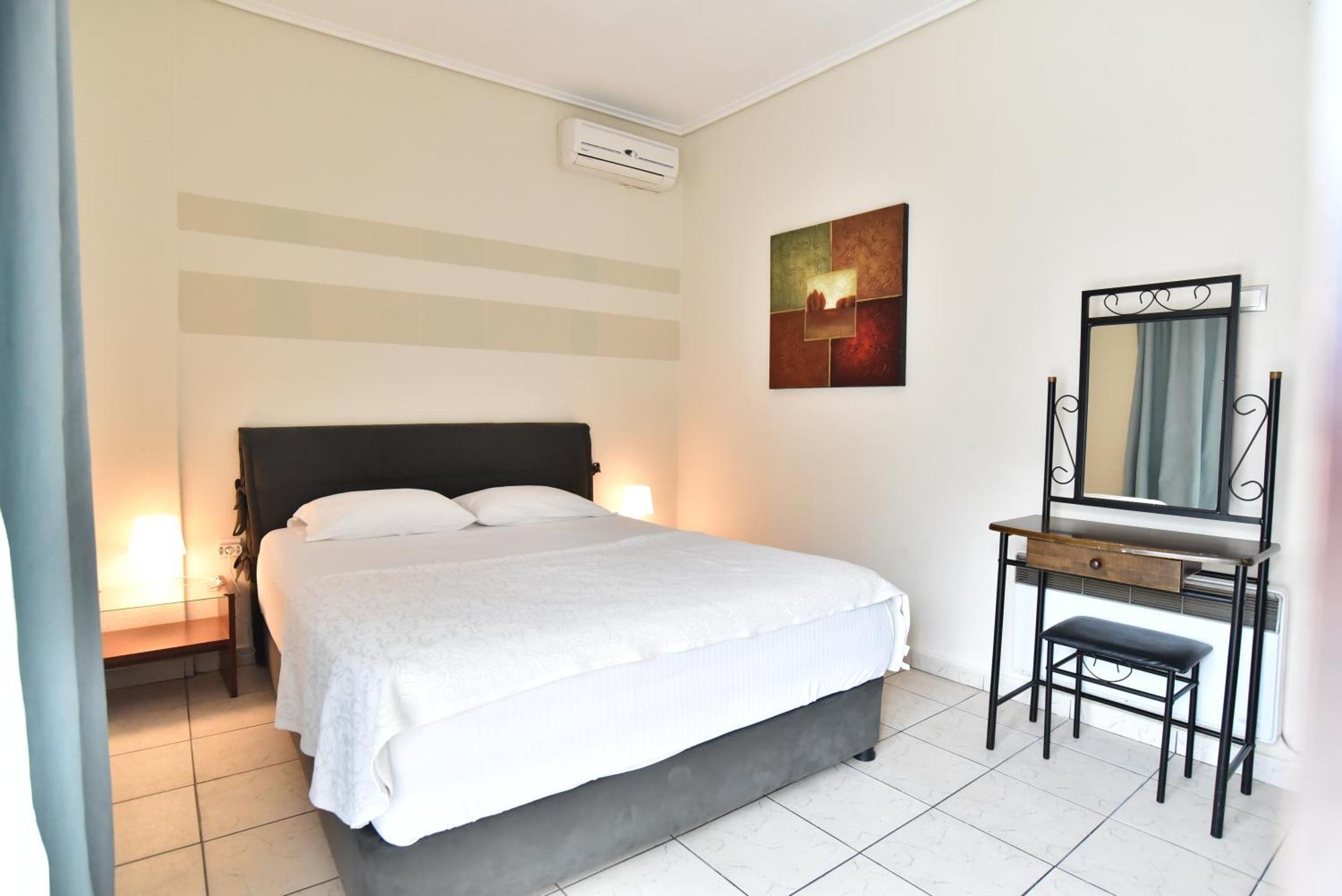 Luca Apartments PalaiónTsiflíkion Eksteriør billede