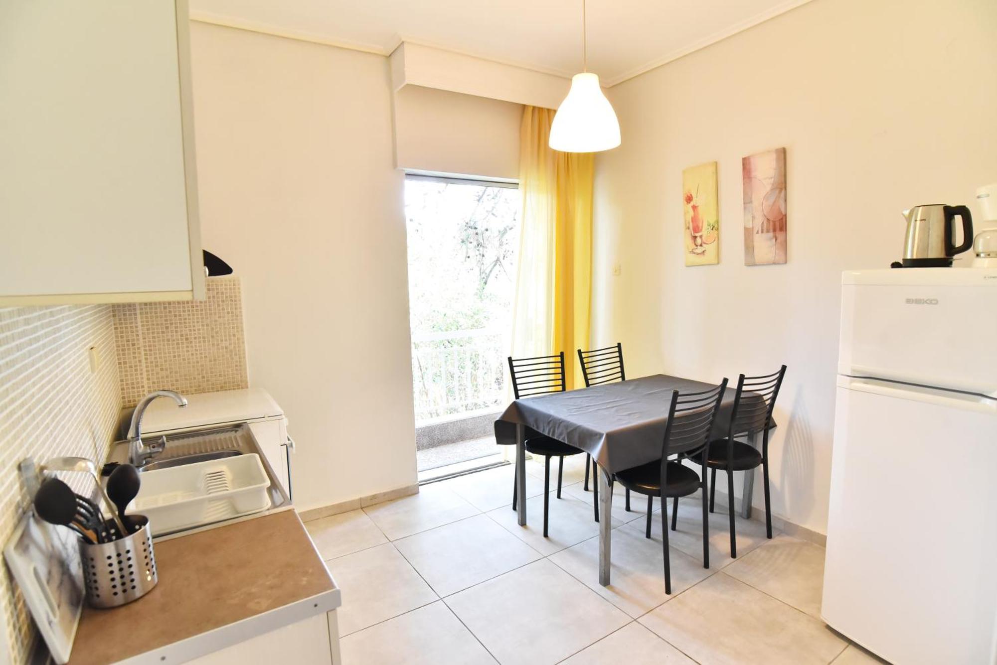 Luca Apartments PalaiónTsiflíkion Eksteriør billede